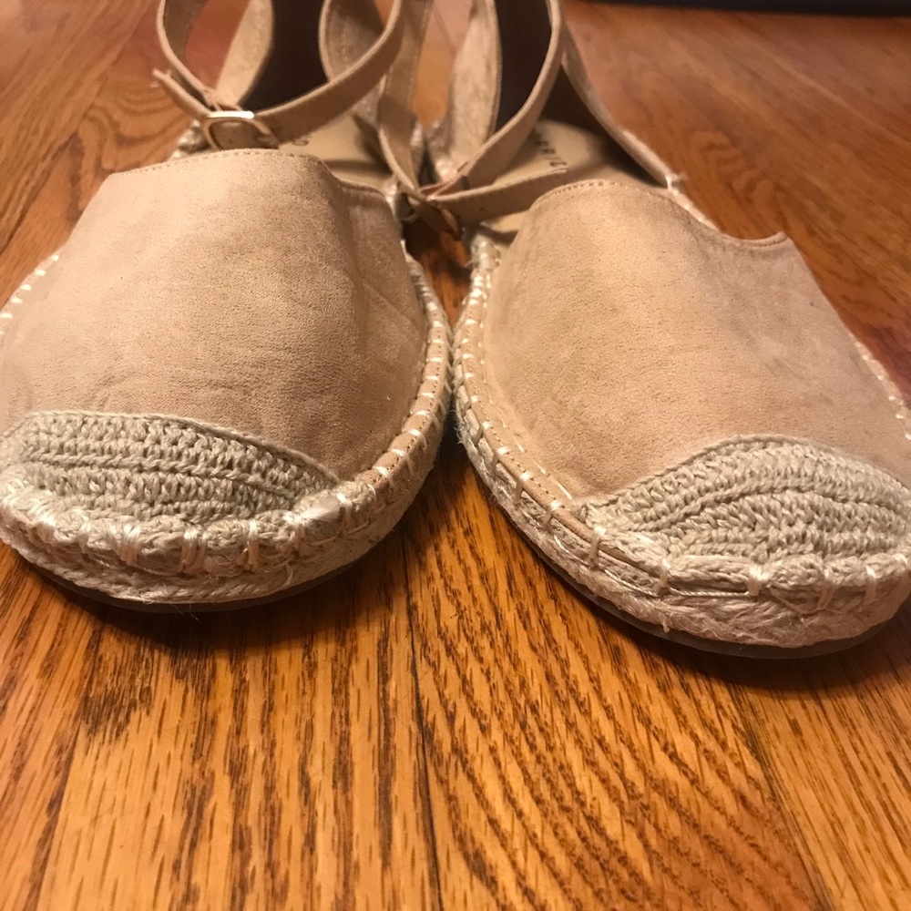 Torrid Size 9.5 Wide Ankle Espadrille Sandals - Picture 8 of 10